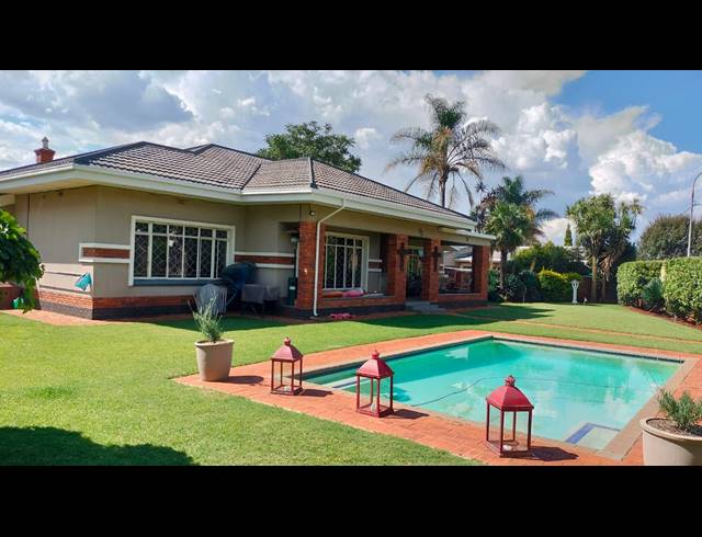 3 BEDROOM FREEHOLD FOR SALE IN DALVIEW